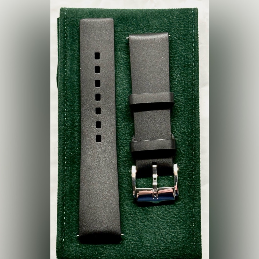 Hirsch Pure Black Rubber Watch Strap 20mm Short Length